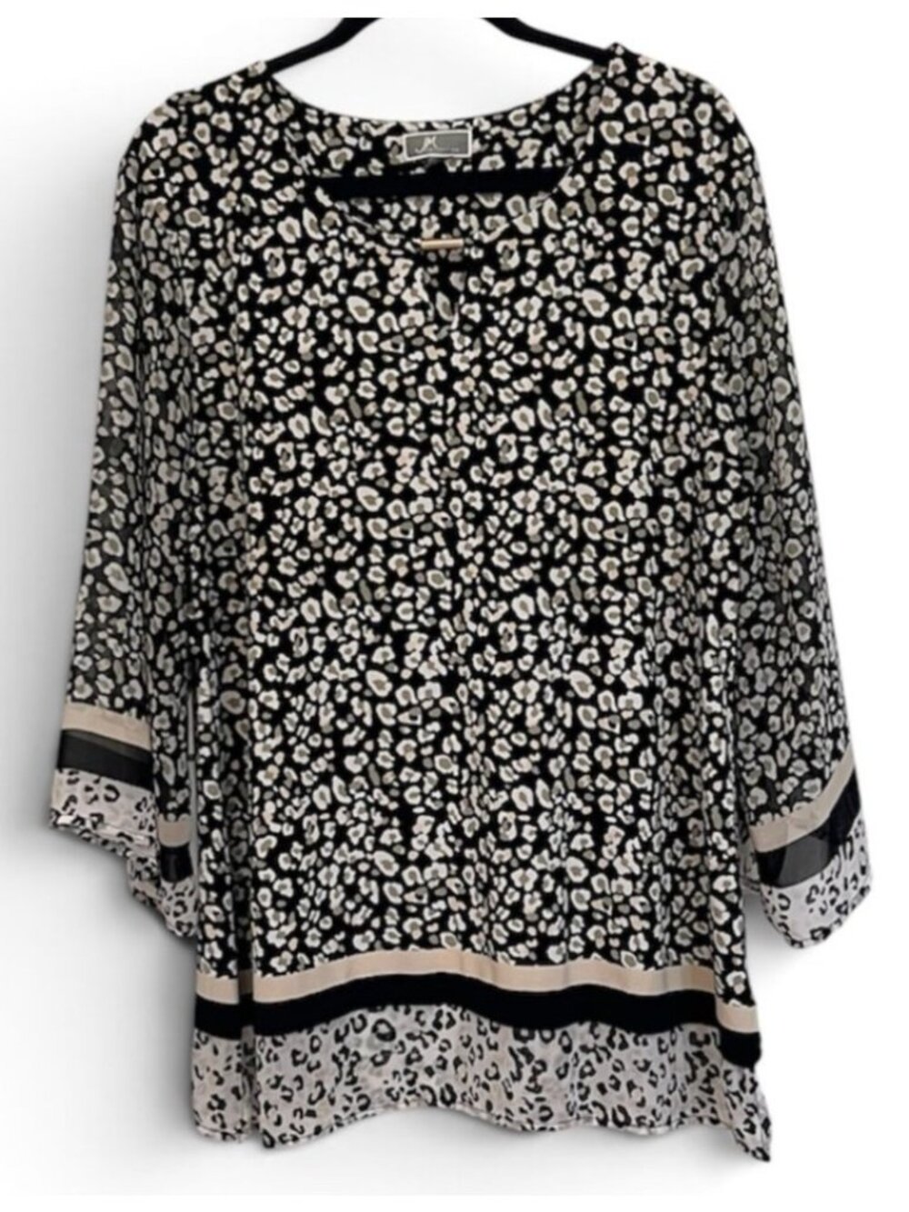 JM Collection-Black White Green Animal Cheetah 3/4 Sleeve Keyhole Top Tunic-XL